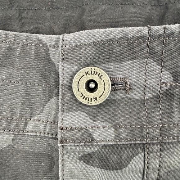 Kuhl Shorts Mens 36 Blue Gray Camo Ambush Cargo Tactical Utility Hiking Outdoor - Picture 3 of 16